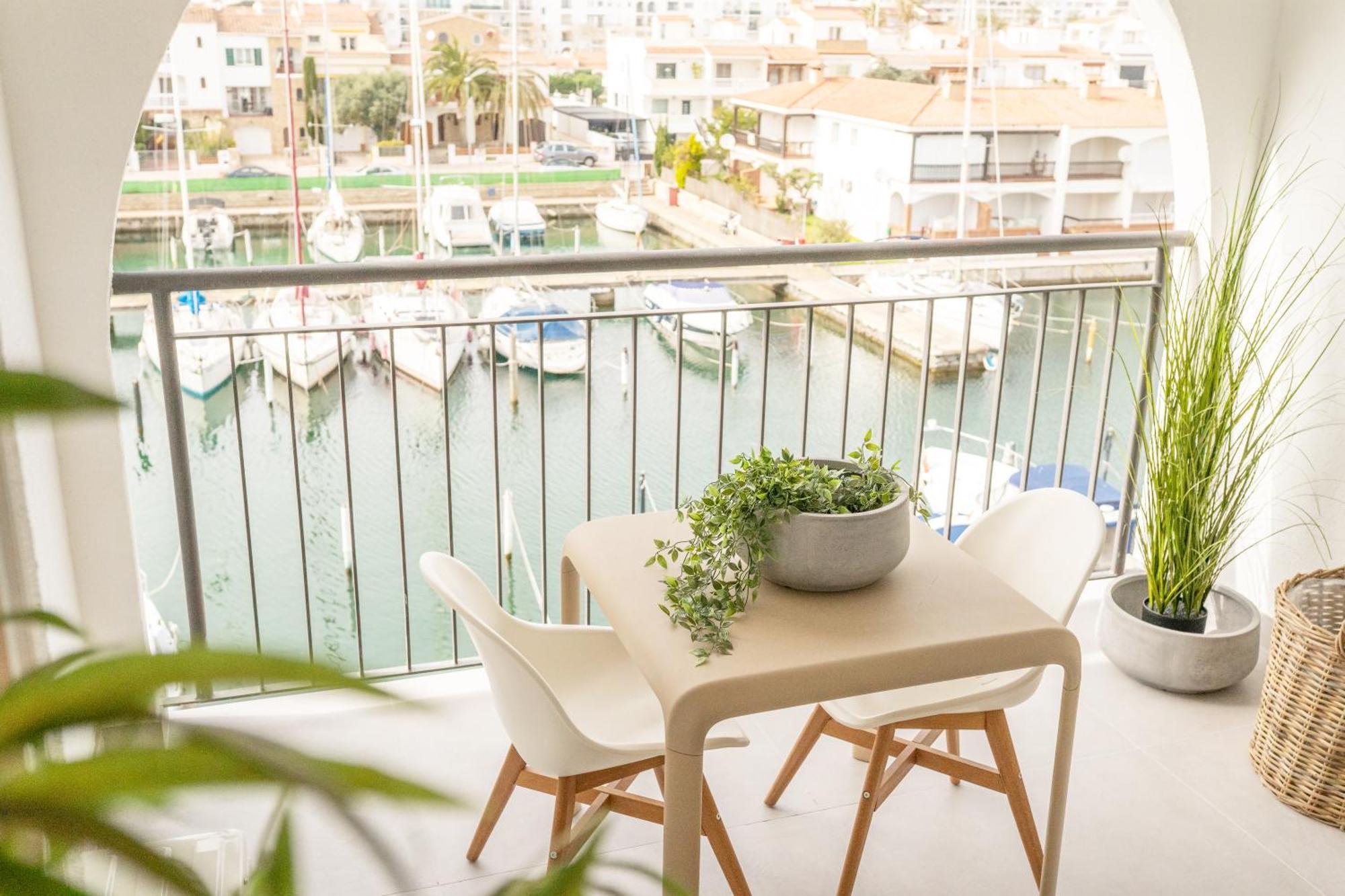 Elegante Estudio Frente Al Canal Con Terraza *