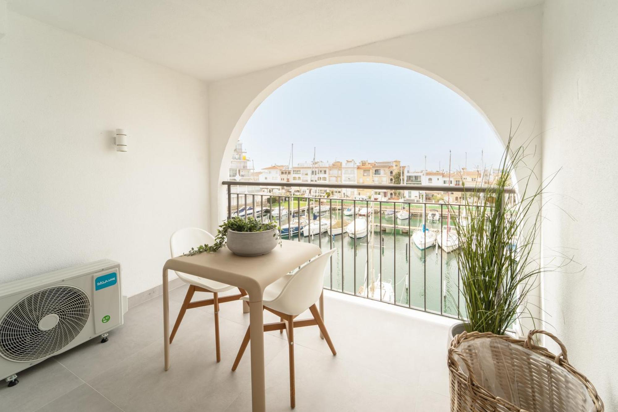 Elegante Estudio Frente Al Canal Con Terraza Apartment